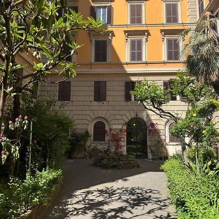 Appartamento Larisarooms روما المظهر الخارجي الصورة