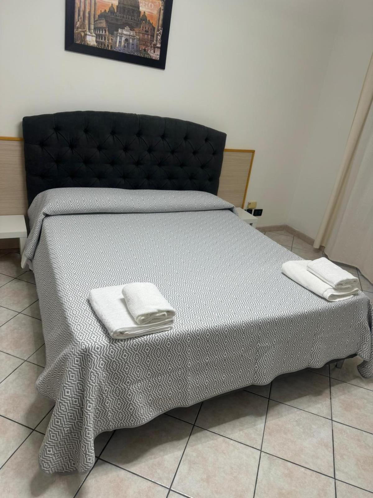 Appartamento Larisarooms روما المظهر الخارجي الصورة